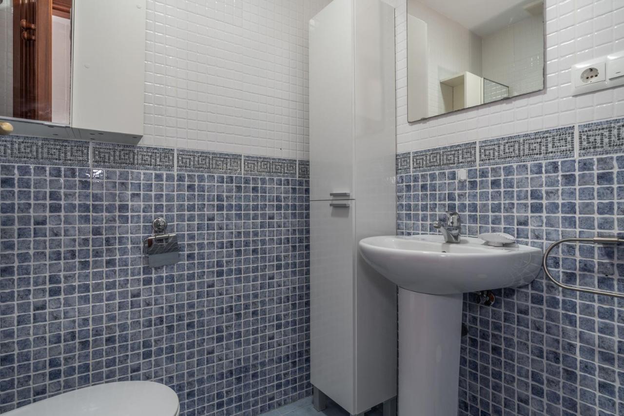 Tuguest Heroe Apartment Málaga Eksteriør bilde